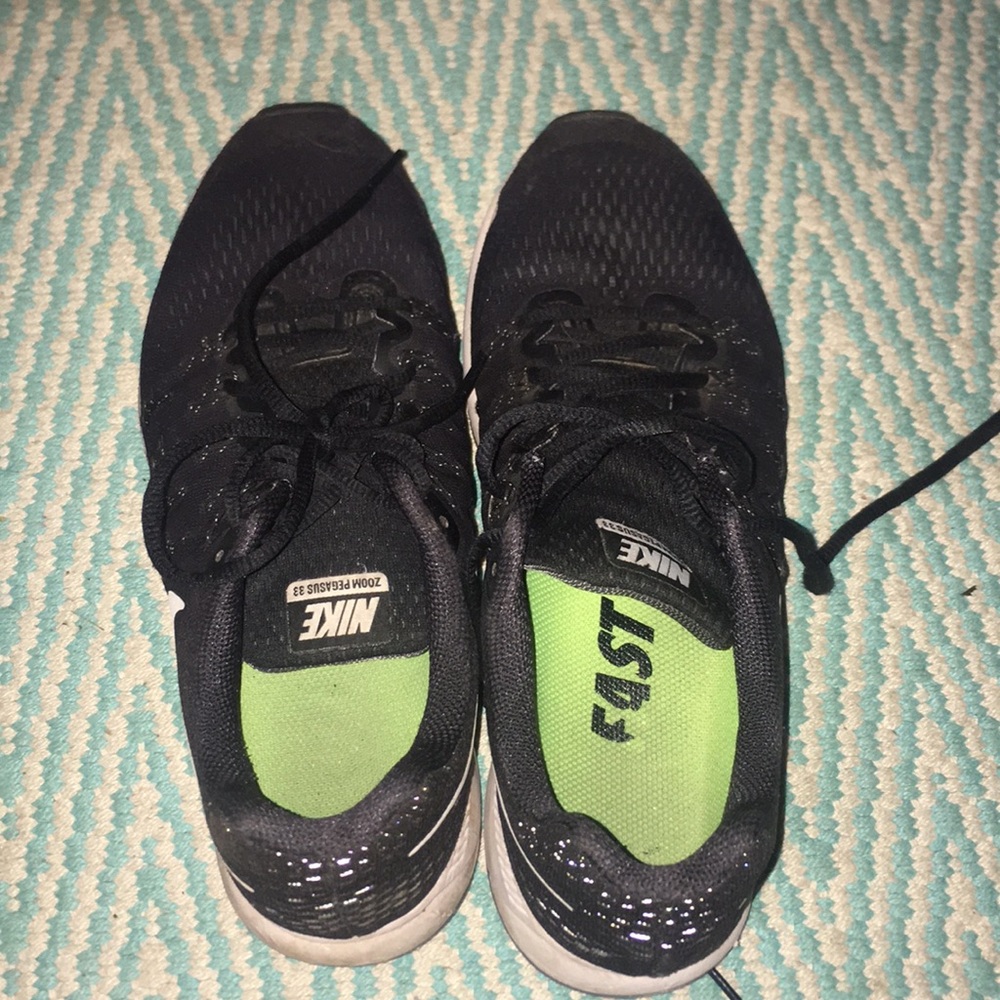 black nike zoom